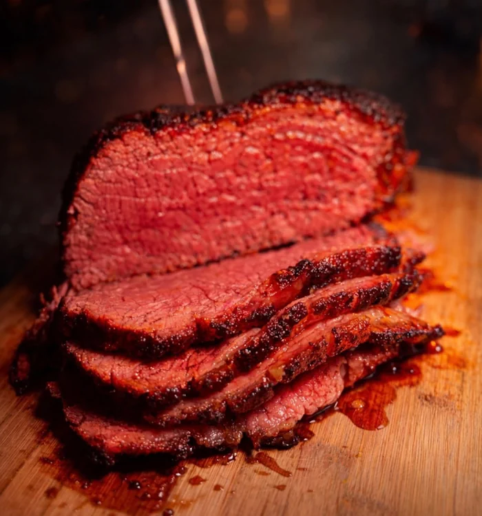 Abbildung: frisch gebratenes Rumpsteak aus Argentinien medium rare