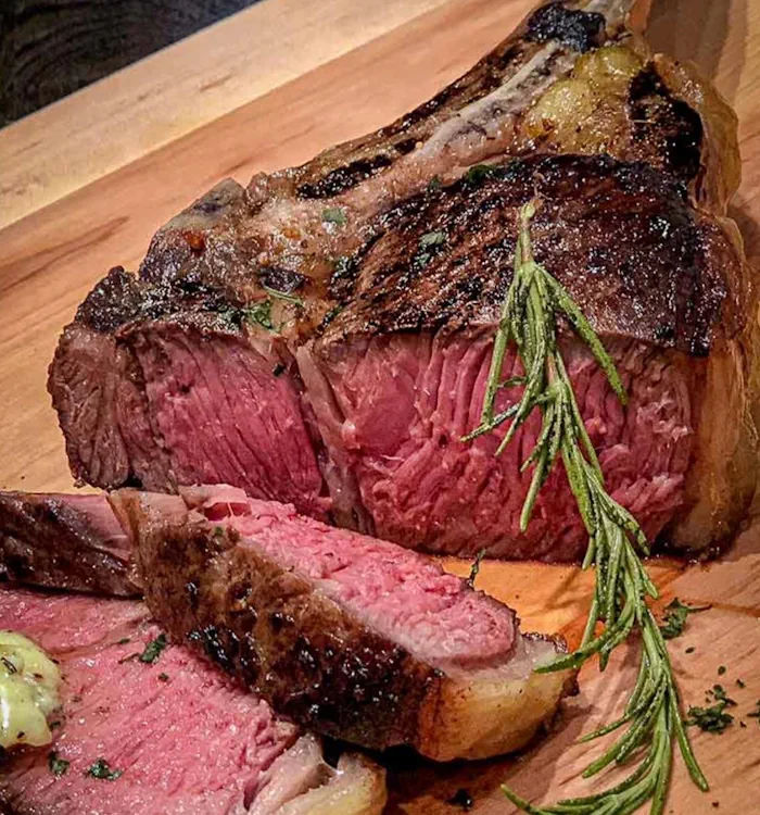 Zomahawksteak